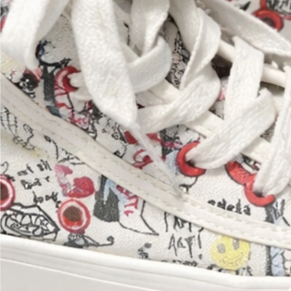 ☀️Disney Kids High-Top Sneakers with Fun Print- size 1